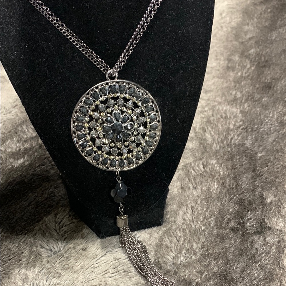 Long Elegant Silver Pendant Necklace‎ Western 8075